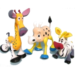 ZWARIOWANY ZWIERZYNIEC -3 FIGU - 3
