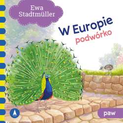 W Europie. Podwórko. Paw - 1