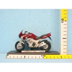 WELLY 1:18 12155 YAMAHA TDM850 - 2