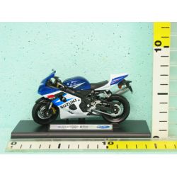 WELLY 1:18 12803 SUZUKI GSX-R750 - 2