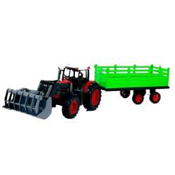 Traktor z turem i przyczepą na siano