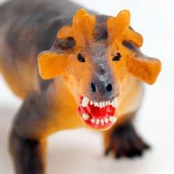 Safari Ltd 100353 Estemmenosuchus 11x6x6cm - 2